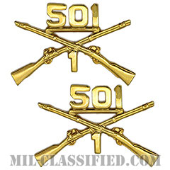 第501歩兵連隊第1大隊歩兵科章（1st Bn, 501st Infantry Rgt, Infantry Branch Insignia ）[カラー/兵科章（将校用）/バッジ/ペア（2個1組）]の画像