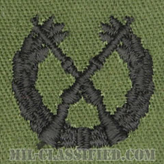 仮想敵部隊（対抗部隊）歩兵科章（Opposing Force (OPFOR), Infantry Branch Insignia）[サブデュード/兵科章/パッチ/ペア（2枚1組）]の画像