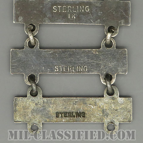 射撃技術章 (マークスマン)（Marksmanship Badge, Marksman）[カラー/1940s/燻し銀（純銀・STERLING）/バッジ（ピンバック）/中古1点物（バー3個付）]画像