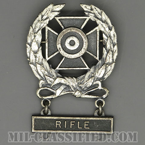 射撃技術章 (エキスパート)（Marksmanship Badge, Expert）[カラー/1940s/燻し銀（純銀・STERLING）/バッジ（ピンバック）/中古1点物（バー1個付）]画像