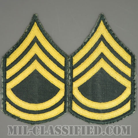 一等軍曹（Sergeant First Class (SFC)）[カラー（グリーン）/男性用/カットエッジ/階級章（1959-）/パッチ/中古1点物（ペア2枚1組）]の画像