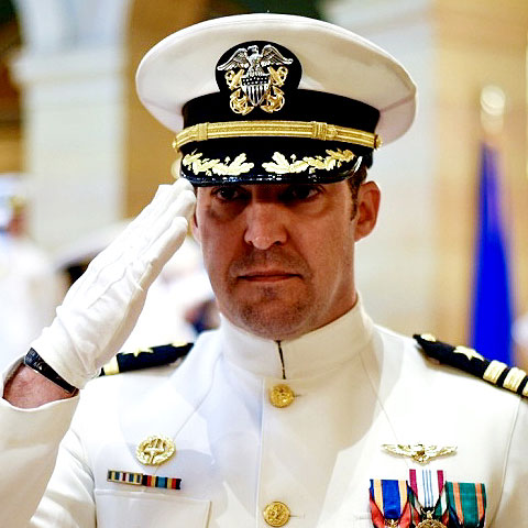 アメリカ海軍制帽用帽章 (将校用)（Navy Service Cap Device, Officer）[カラー/高浮彫り/バッジ]画像