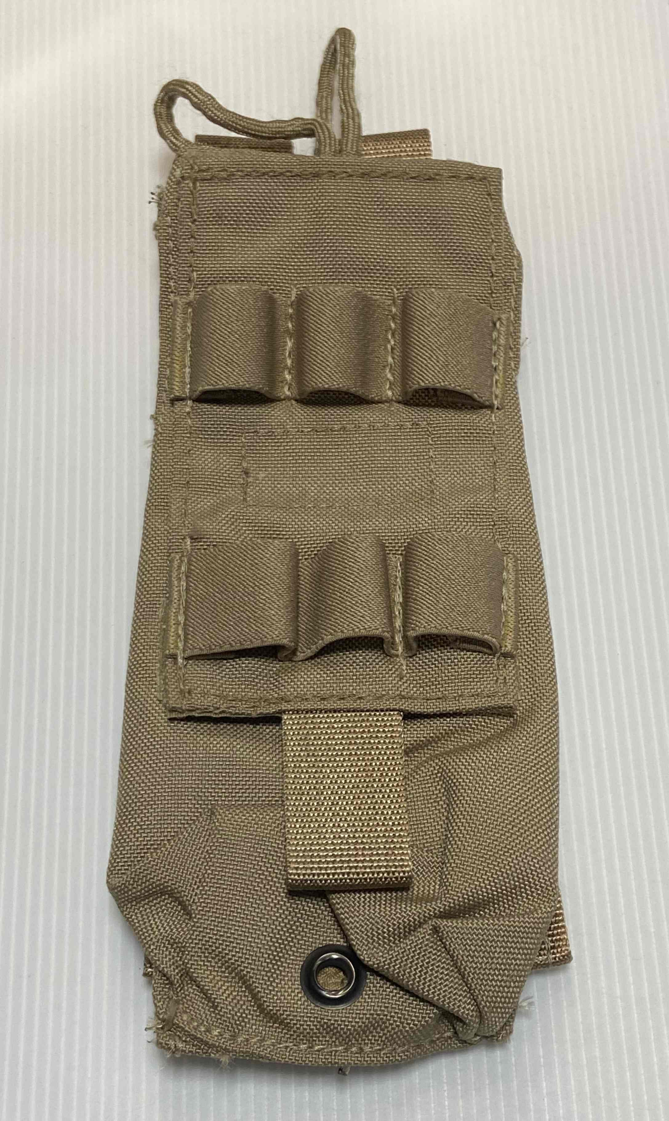 USED：米軍放出品 COMMS POUCH LBT-3385Z ラジオ ポーチの画像