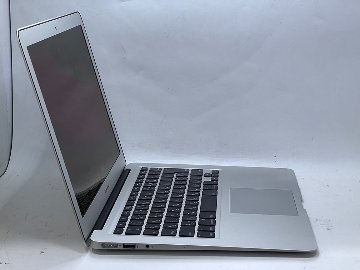 MacBook Air 13inch 2017 Core i5-1.8GHz 8/128 AC付画像