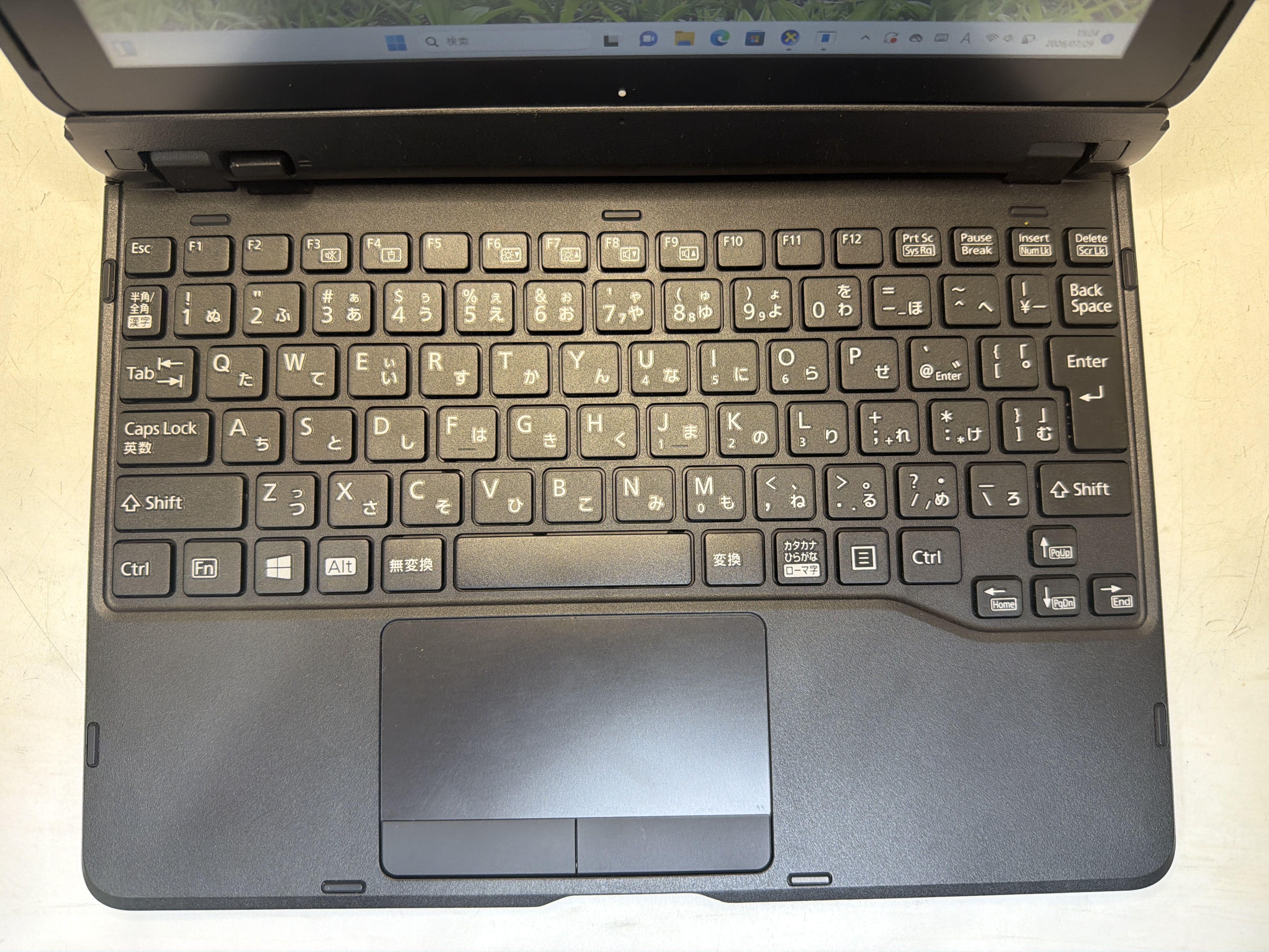 ARROWS Tab Q509  4/128GB WIN11 Type C でも充電可能なモデル/キ-ボ-ド付きの画像