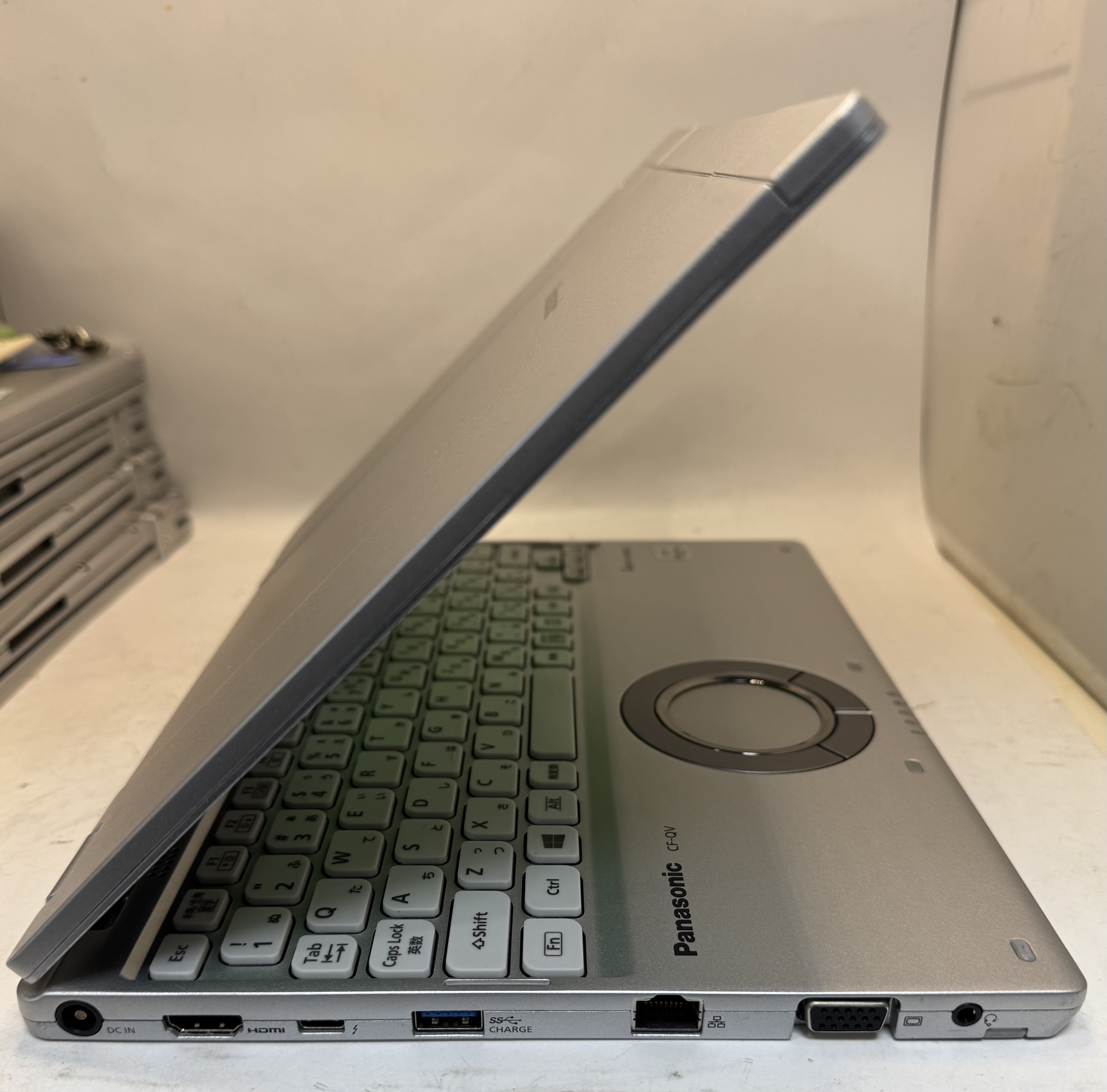 Panasonic Letsnote CF-QV9 Core i5-10310u 8GB/SSD256 GB 2in1 win11 LTEの画像