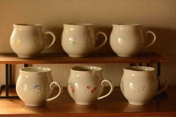イッチンマグ（フリル）の画像