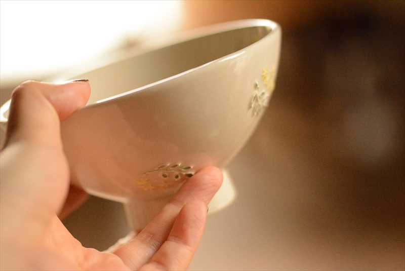 イッチンお茶碗の画像