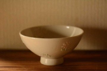 イッチンお茶碗の画像