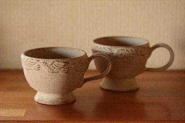 高足マグカップの画像