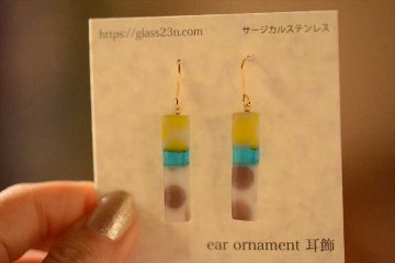 イロドリピアスの画像