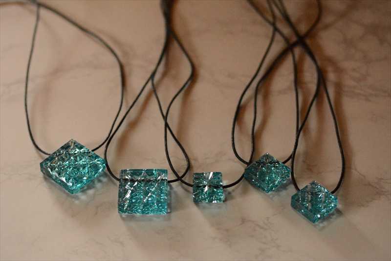 切子jewelry水色の画像