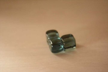 箸置き/cubeの画像