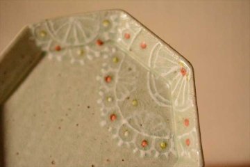 レース紋八角皿の画像