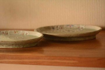 レース紋楕円皿の画像