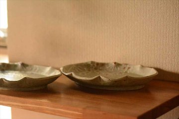 レース紋ひらひら楕円皿の画像