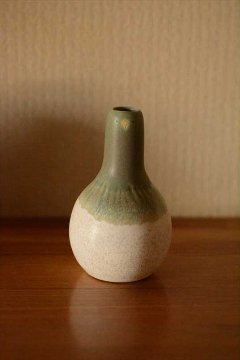 tori一輪挿しの画像