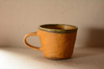 黄釉貫入マグの画像