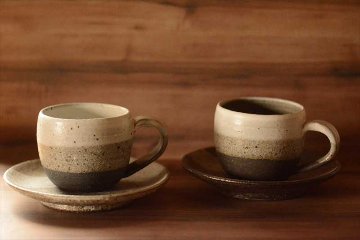 三色マグの画像
