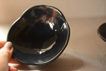 三つ葉豆鉢の画像