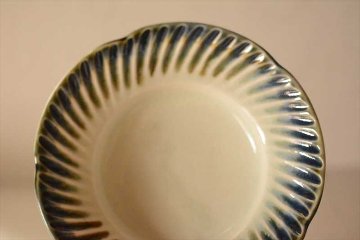 4寸皿色々の画像