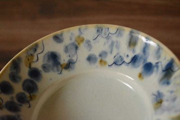 絵付けリム鉢の画像