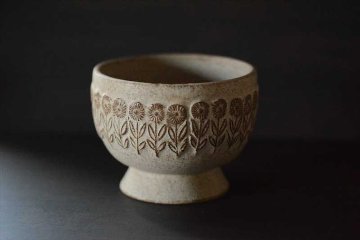 高足碗の画像