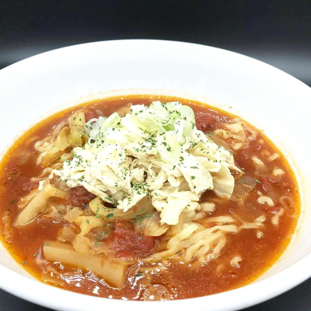 ゆばトマトラーメン3人前の画像