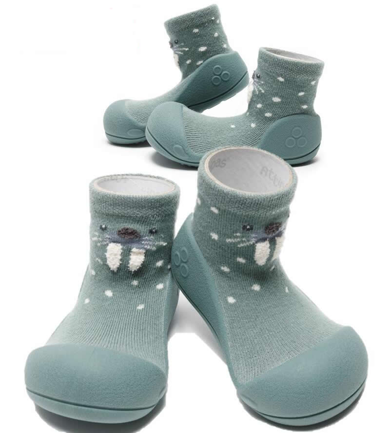 NEWご出産祝いに！人気のファーストシューズ歩きはじめの赤ちゃんにベビーシューズ「アティパス」セイウチグリーンお出かけ、靴に慣れる前の一足に11.5㎝の画像