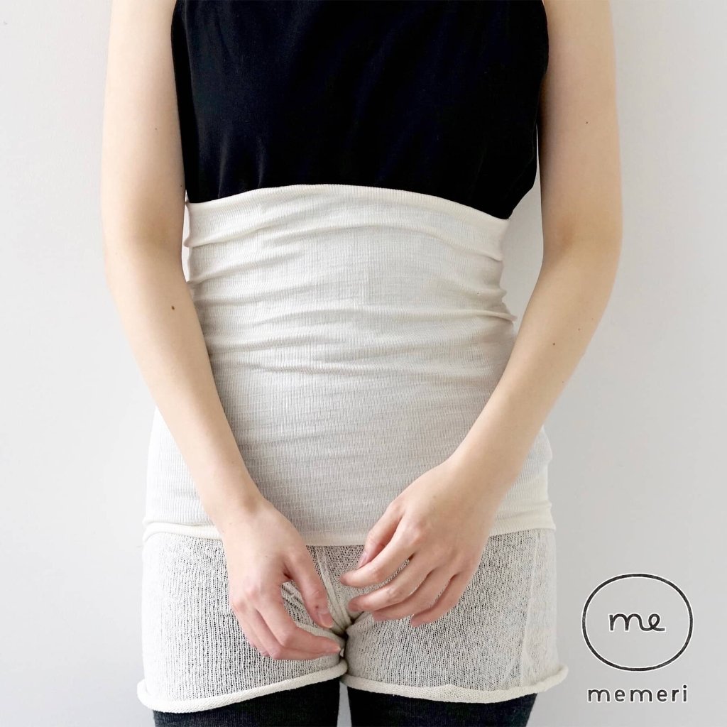 プレゼントにおすすめ！日本製MadeinJapan上質シルクを使用したしっとりとした風合いの腹巻ボディーウォーマー温活に！妊婦さんへのギフトにも総丈55㎝カラー：ブラックの画像