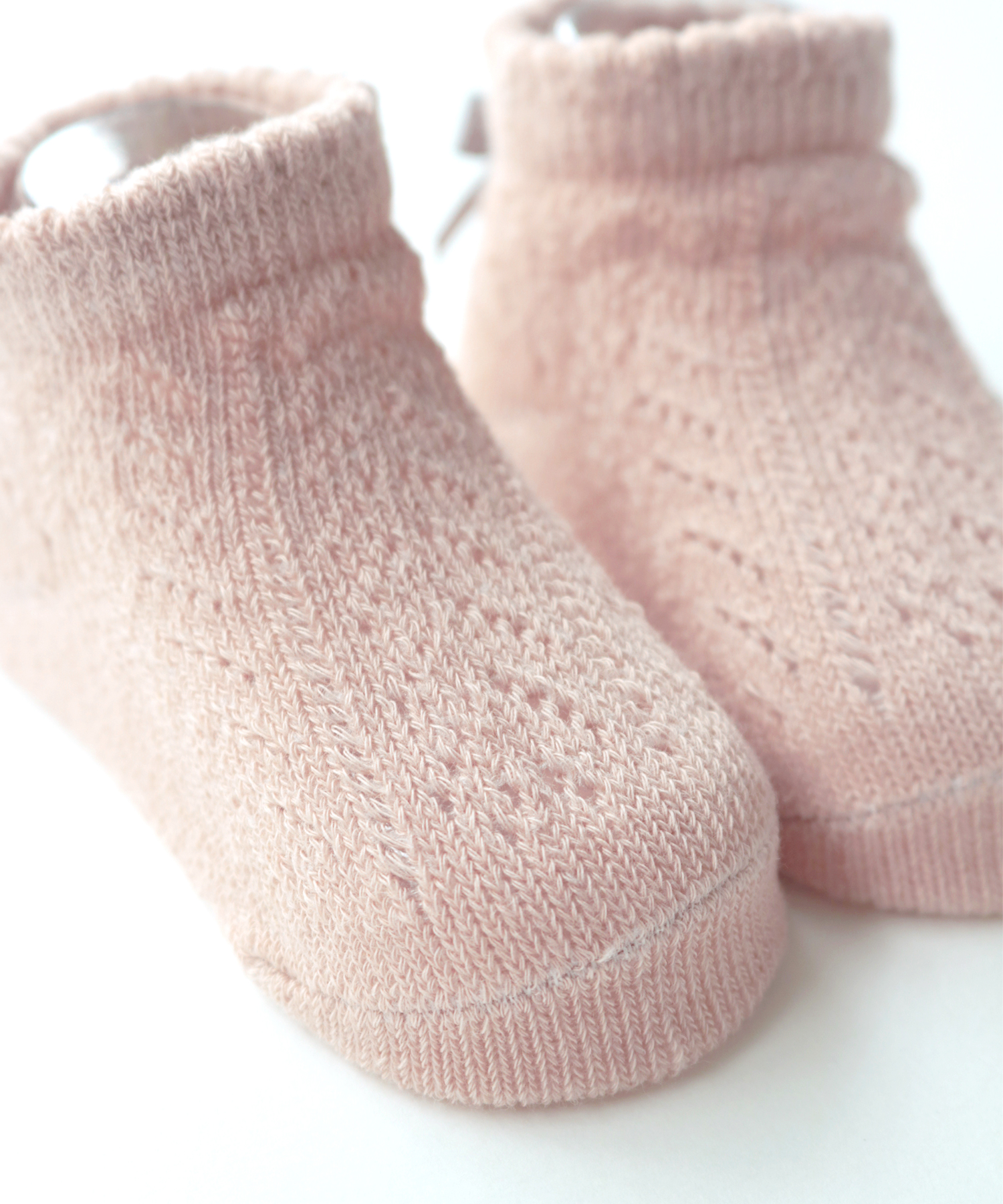 日本発ベビー用品ブランド「スタンプル」レース編み カップ入りベビーソックス靴下プチギフト・出産祝いプレゼントに！サイズ9-11㎝（目安3-10ヵ月）3色画像