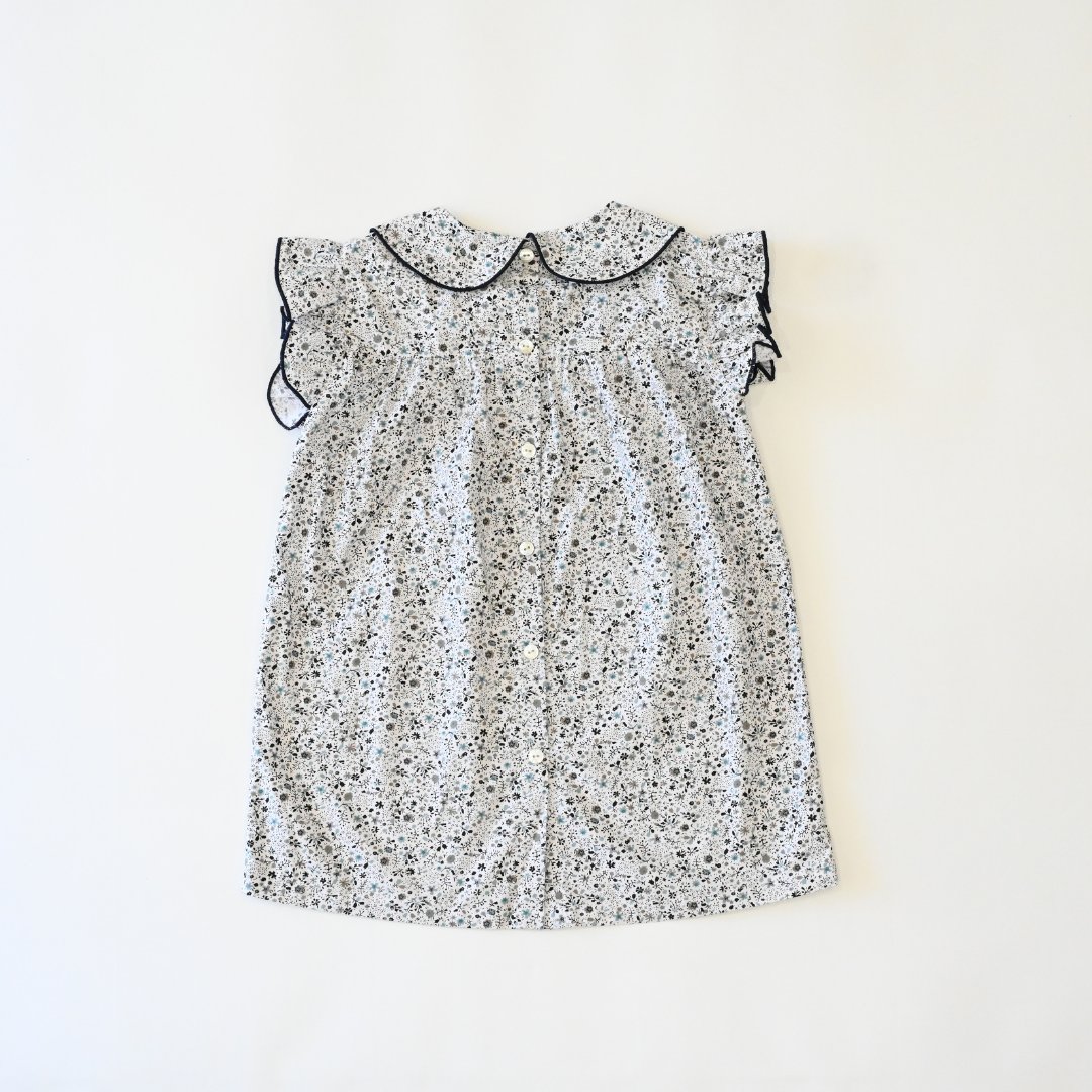 子供服ブランド「プチミグ」の夏の子供服日本発子供服ブランド「プチミグ」夏の小花柄ワンピース3サイズ80サイズ、90サイズ、100サイズの画像