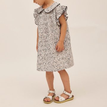 子供服ブランド「プチミグ」の夏の子供服日本発子供服ブランド「プチミグ」夏の小花柄ワンピース3サイズ80サイズ、90サイズ、100サイズの画像