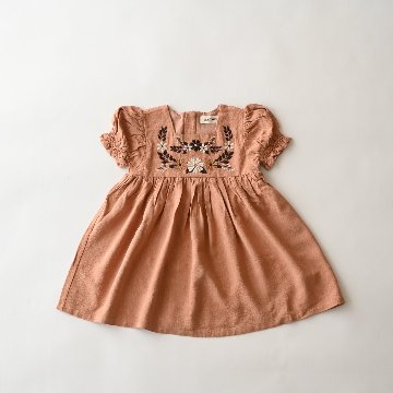子供服ブランド「プチミグ」の夏の子供服日本発子供服ブランド「プチミグ」夏のワンピース刺しゅう入り100から120サイズまでお誕生日プレゼントに！の画像