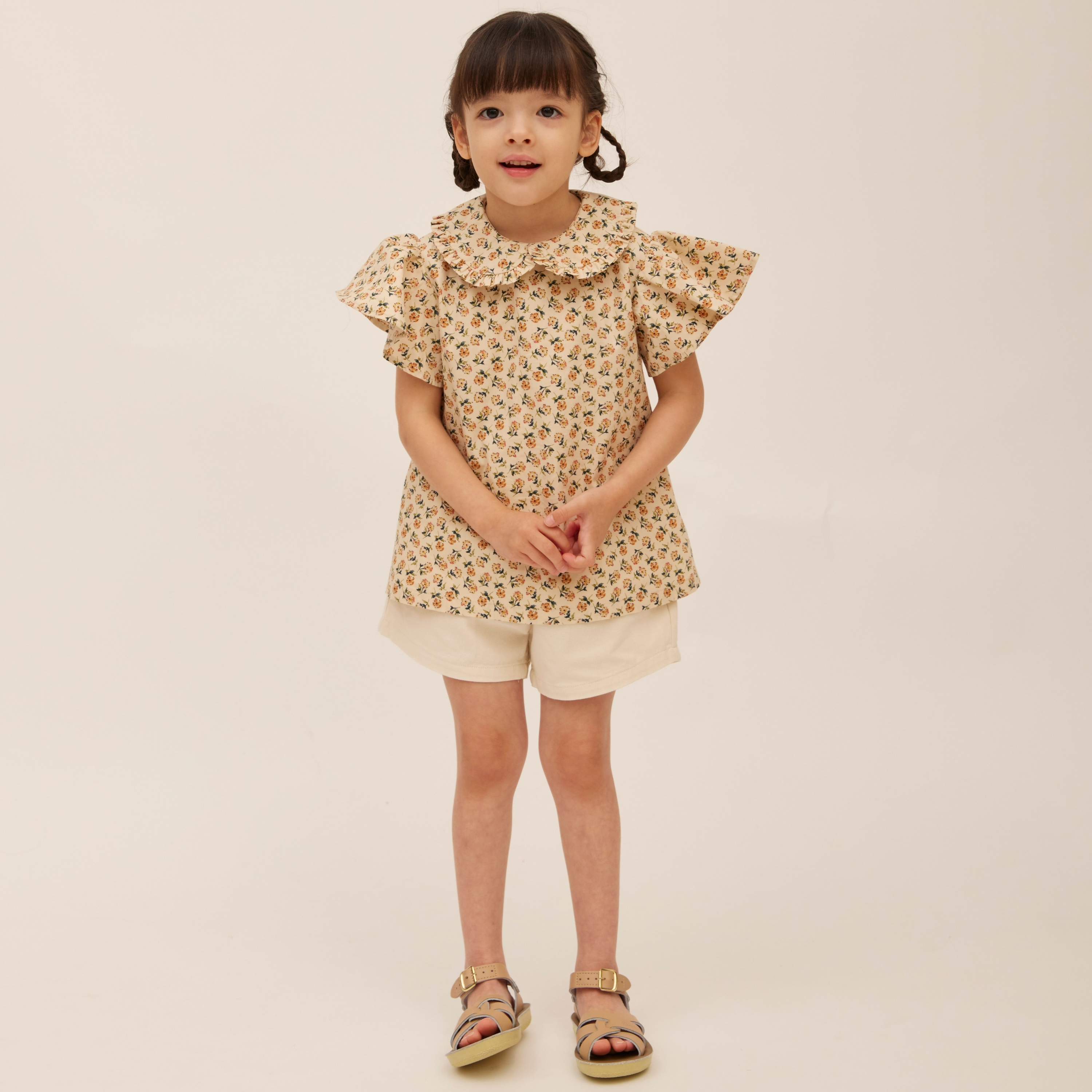 子供服ブランド「プチミグ」の夏の子供服日本発子供服ブランド「プチミグ」お花柄ブラウス90から120サイズまでお誕生日プレゼントに！の画像