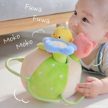 ご出産祝いに！安心・安全の布おもちゃ☆エドインター☆「ふりふり みつばち」ファーストトイにも！洗えるので衛生的な布おもちゃの画像