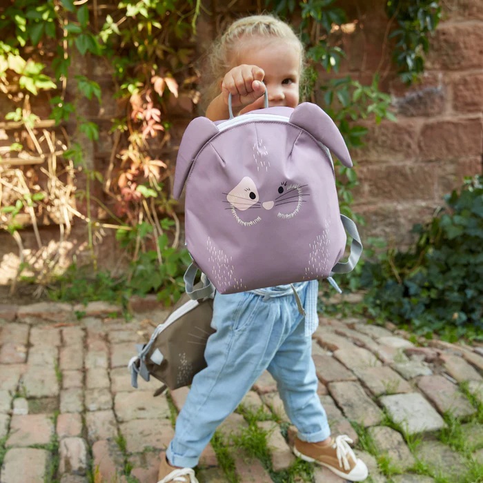 ドイツ発のライフスタイルブランド「レッシグ」タイニーバックパック」初めてのリュックやお誕生日プレゼントに！ライオン対象2歳からの画像