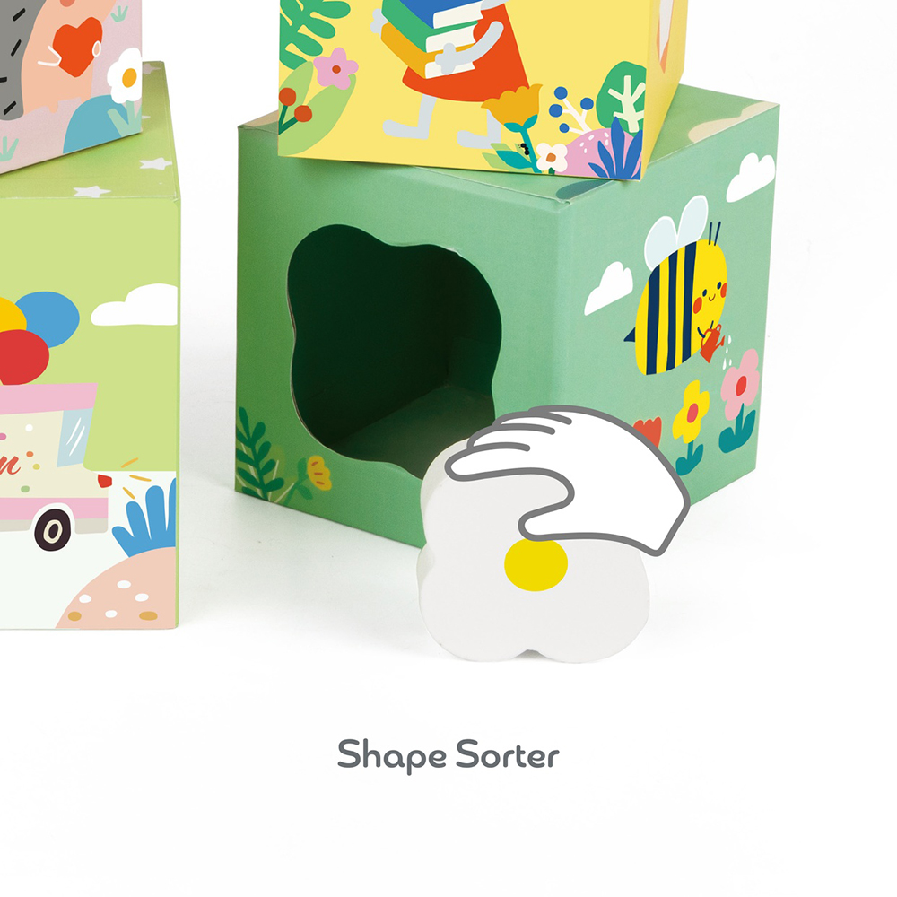 クラシックワールド「フォレスト スタッキング キューブ」 ベルギー発の木製玩具ブランドから登場！ カラフルな動物イラストがかわいい♪ 出産祝いやお誕生日プレゼントにの画像