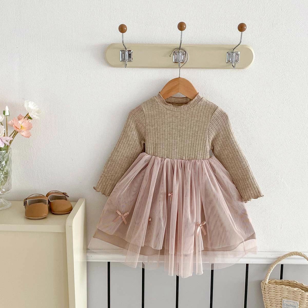 発表会などの特別なシーンでも！チュール付きワンピース・ドレス　リボン　シンプルデザインでお誕生日プレゼントにもおすすめサイズ80から120の画像