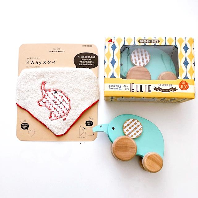 やさしいぞうさん出産祝いギフトセット｜今治タオル2WAYビブ＋木製おもちゃ「ぞうさんエリー」｜男の子赤ちゃん・女の子ベビーOK｜大人気ベビー用品がセットに！の画像