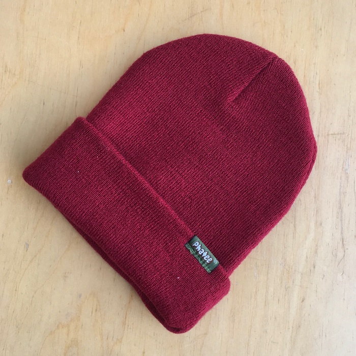  KNIT CAP / RED OUTLETの画像