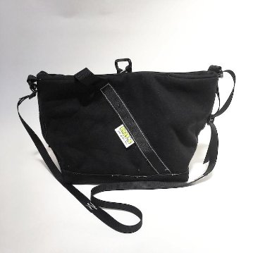 sanpo shoulder bag / ALL BLACKの画像