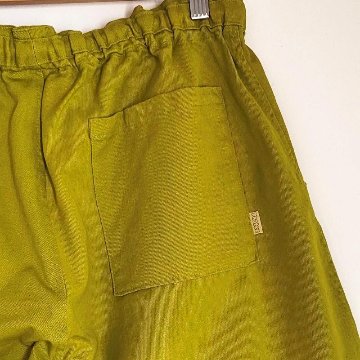 Phatee - hemp/cotton twill CROP PANTS / KIWIの画像