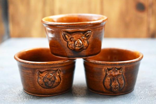 アコマ族◇A. Concho作 ココペリ模様 ハンドメイド陶器 赤土ボウル アコマ族◇A. Concho作 ココペリ模様 ハンドメイド陶器 赤土ボウル