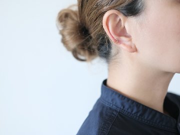 K18 ホースシュー ピアス rph48937623の画像