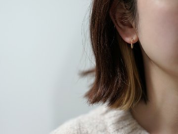 K18 ツイスト ピアス rpaub11023の画像