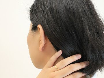 K18 ジュネス ダイヤモンド ピアス 0.1ct rpaub2023の画像