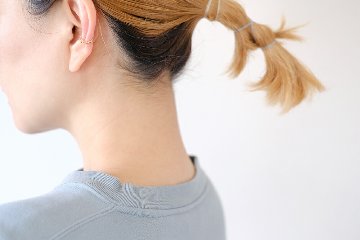 【片耳販売】 K18 チェーン イヤーカフ rph55573223の画像