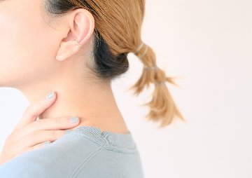 【片耳販売】 K18 チェーン イヤーカフ rph55573223の画像