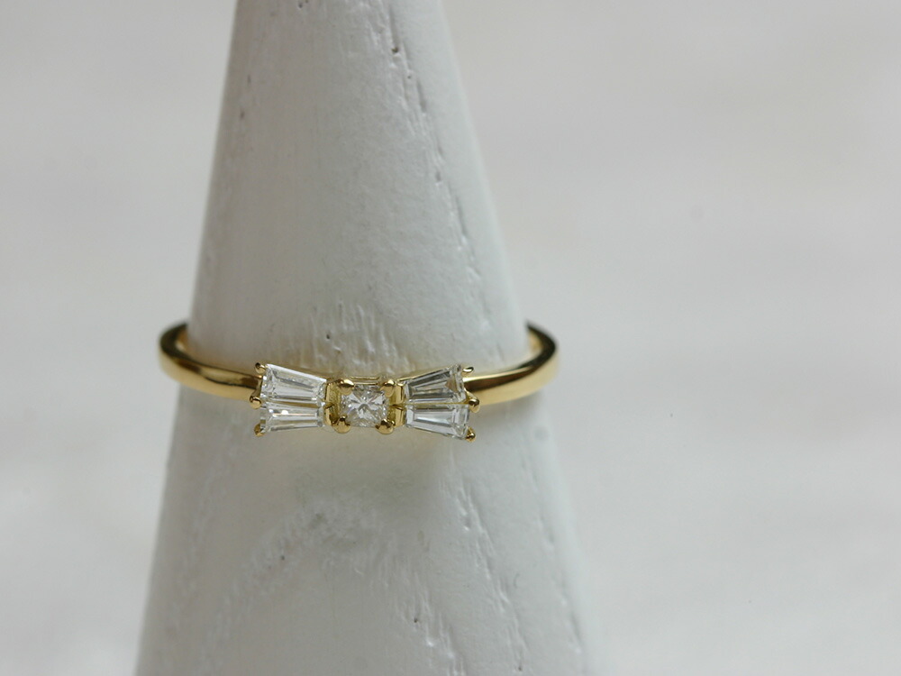 K18 ファンシーカット ダイヤモンド リボン リング rph28356422の画像